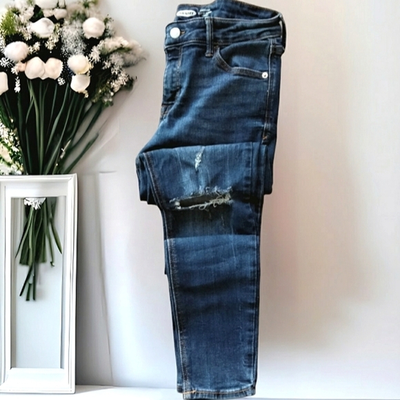 Old Navy Rockstar Super Skinny Mid-Rise Distressed Denim Jeans Sz 2 - Picture 1 of 8